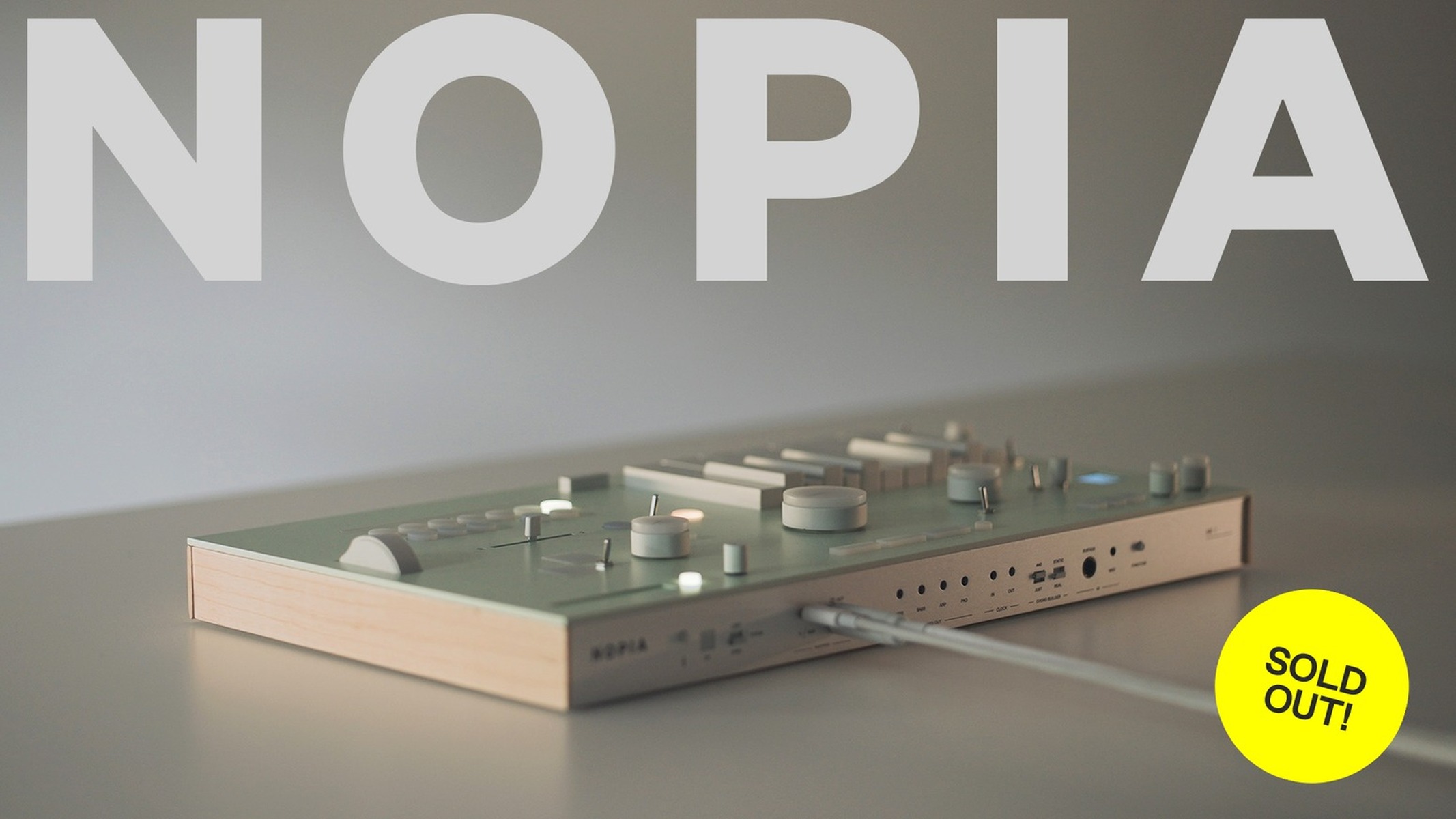 NOPIA MK1の本体外観とSOLD OUT表示(Kickstarter公式画像)