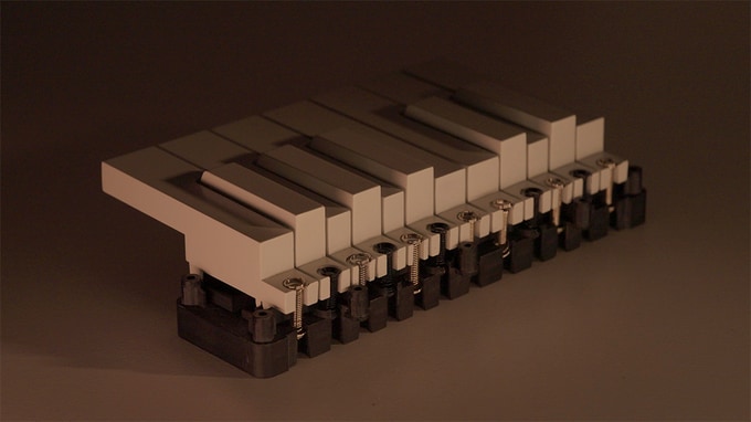 NOPIA MK1のコードビルダー鍵盤のクローズアップ(Kickstarter公式画像)